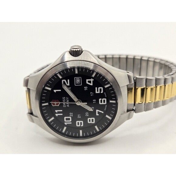 Victorinox Swiss Army Base Camp 24126 Ladie's Watch. 35.7mm. Expansion Band. - Picture 8 of 8